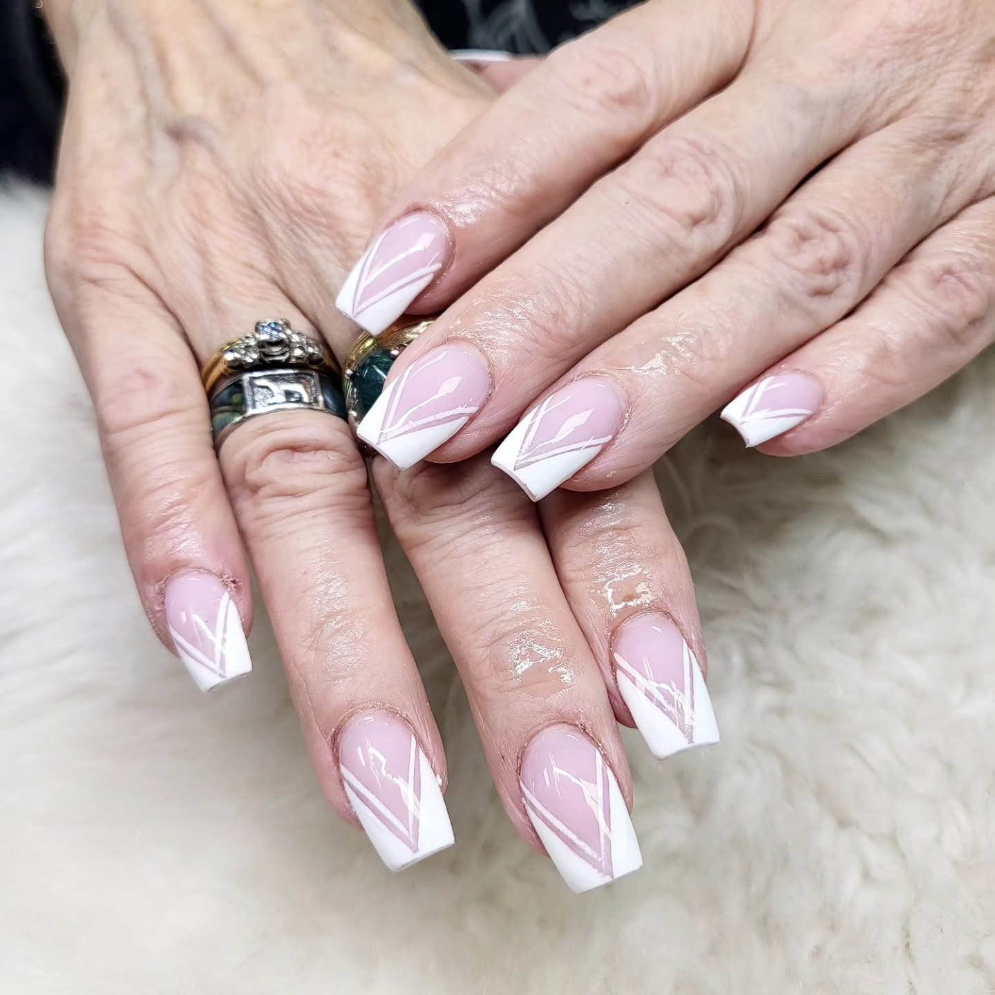 Soft mauve gel manicure